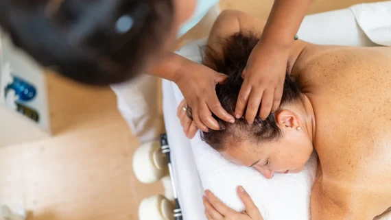 cranial-massage-for-a-patient-in-a-spa-2025-03-08-20-19-37-utc